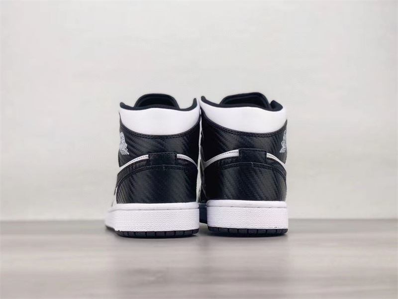 Jordan 1 MidCarbon Fiber DD1649-001