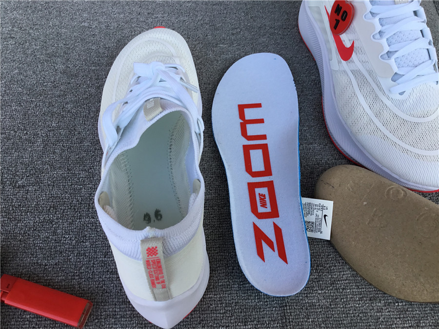 Nike Zoom Fly 4 Carbon Plate Running Shoe CT2392-006