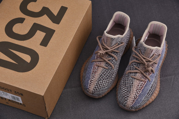 adidas Yeezy Boost 350 V2 Fade H02795