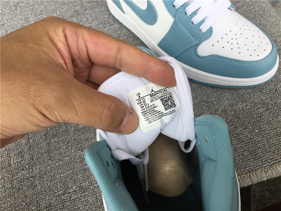 Air Jordan 1 Mid BQ6472-141