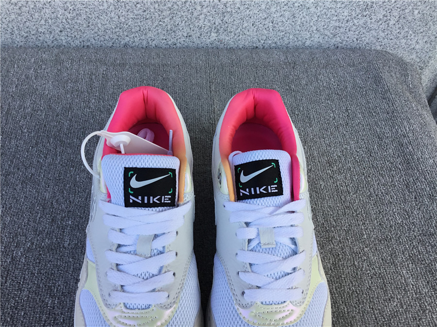 Nike Air Max 1 Nike Half Palm Air Cushion Retro Running Shoes FN0608-101