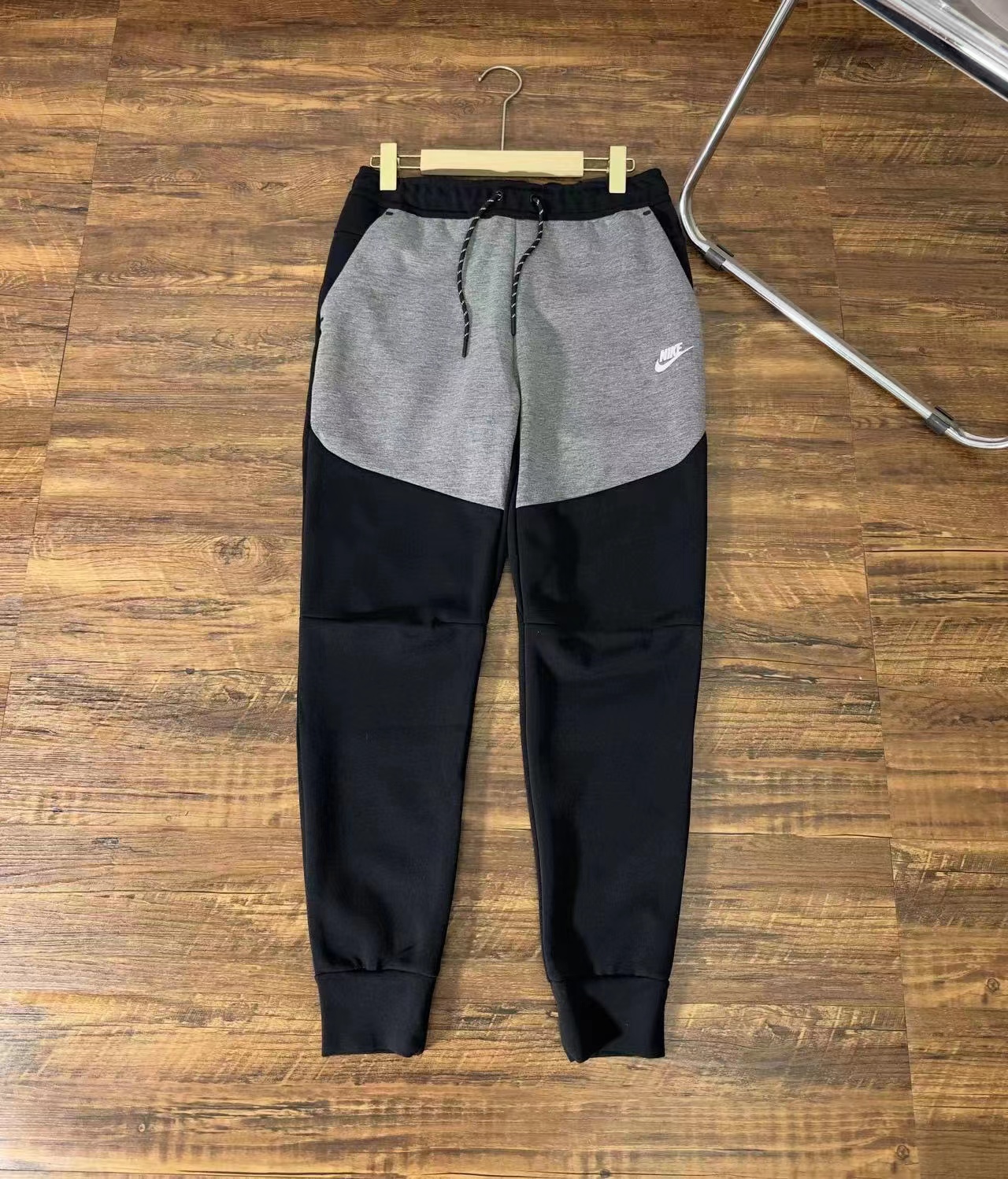 Nike NSW Tech Fleece NK1118-006