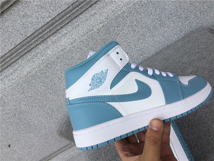 Air Jordan 1 Mid BQ6472-141