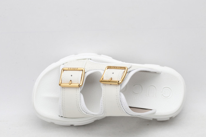 Gucc* Sandal37