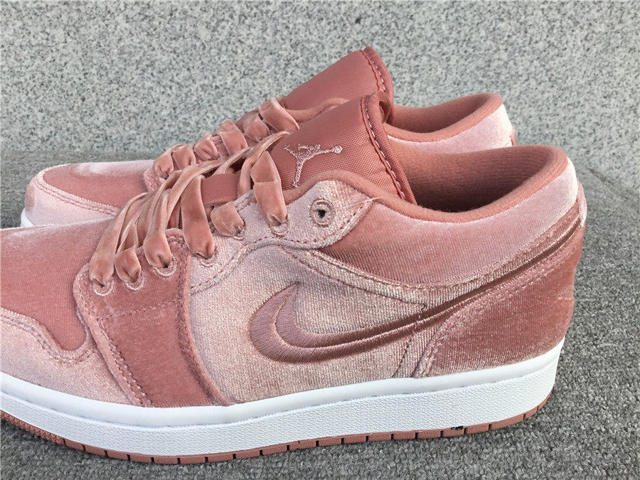 Air Jordan 1 Low DQ8396-600