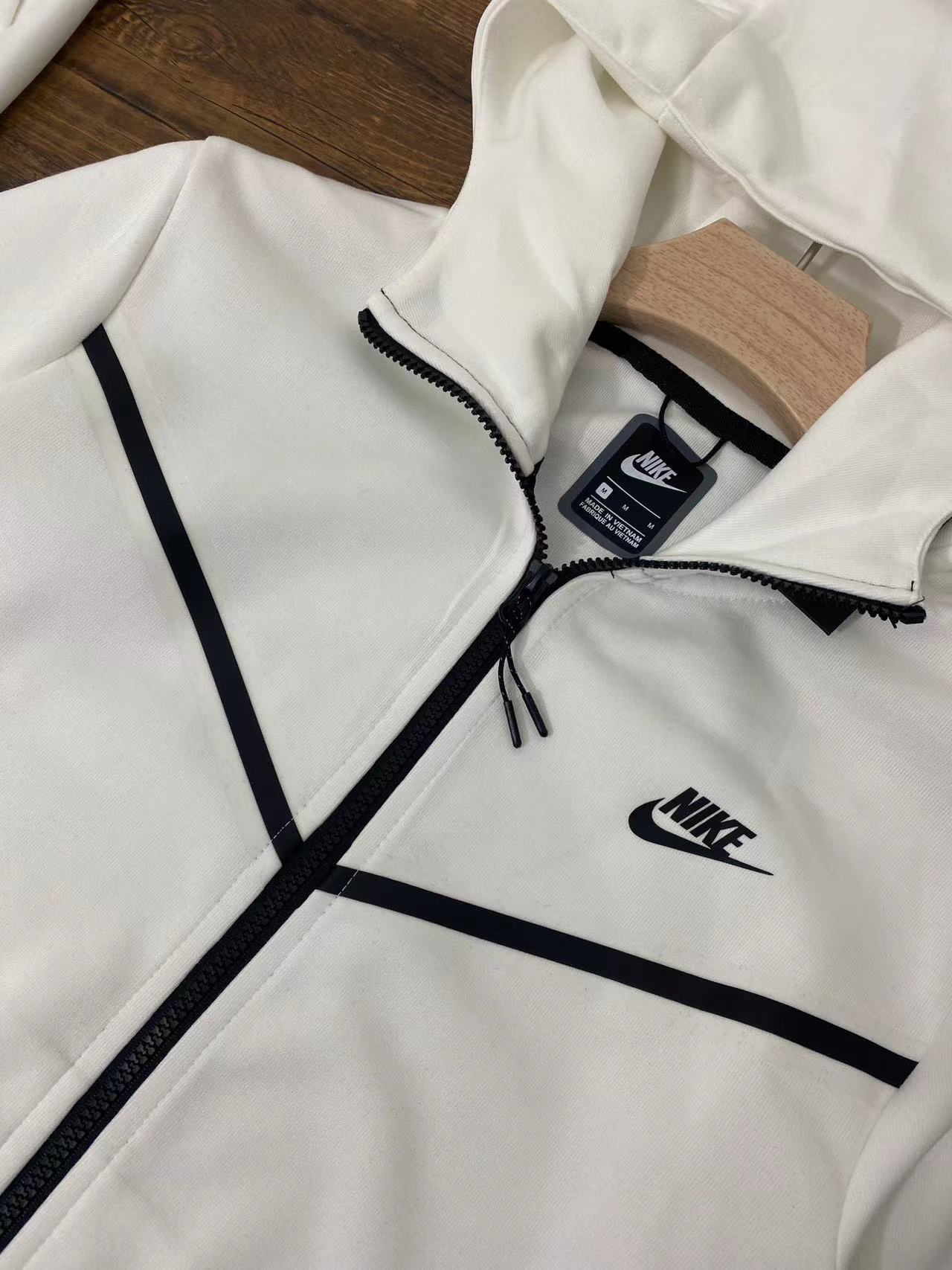 Nike Sportswear Tech Fleece Full-Zip Hoodie & Joggers Setwhite [Dress + pants set]