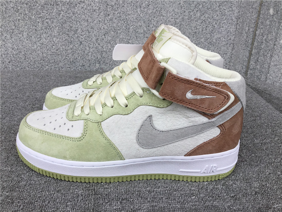 Air Force 1 Mid x27;07 AL6896-001