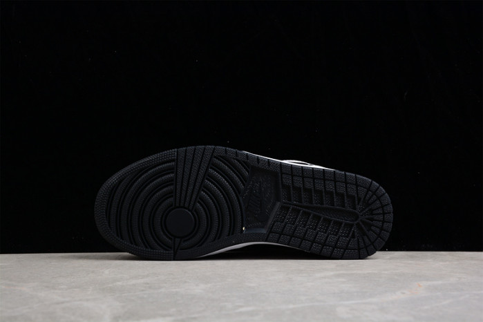 Air Jordan 1 Mid 553558-001