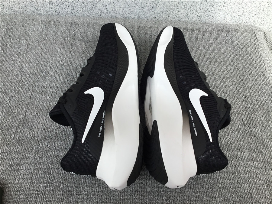 Nike Zoom Fly 5 Carbon Plate Running Shoe DM8974-001