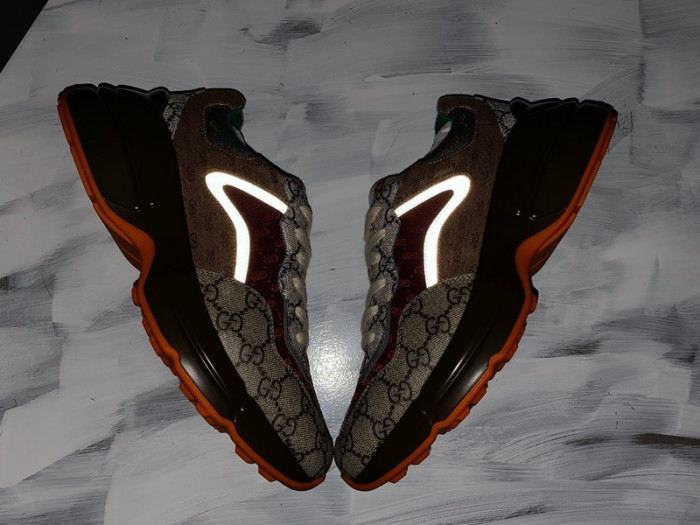 Gucci Rhyton Vintage Trainer Sneaker 576969 DRW00 9522