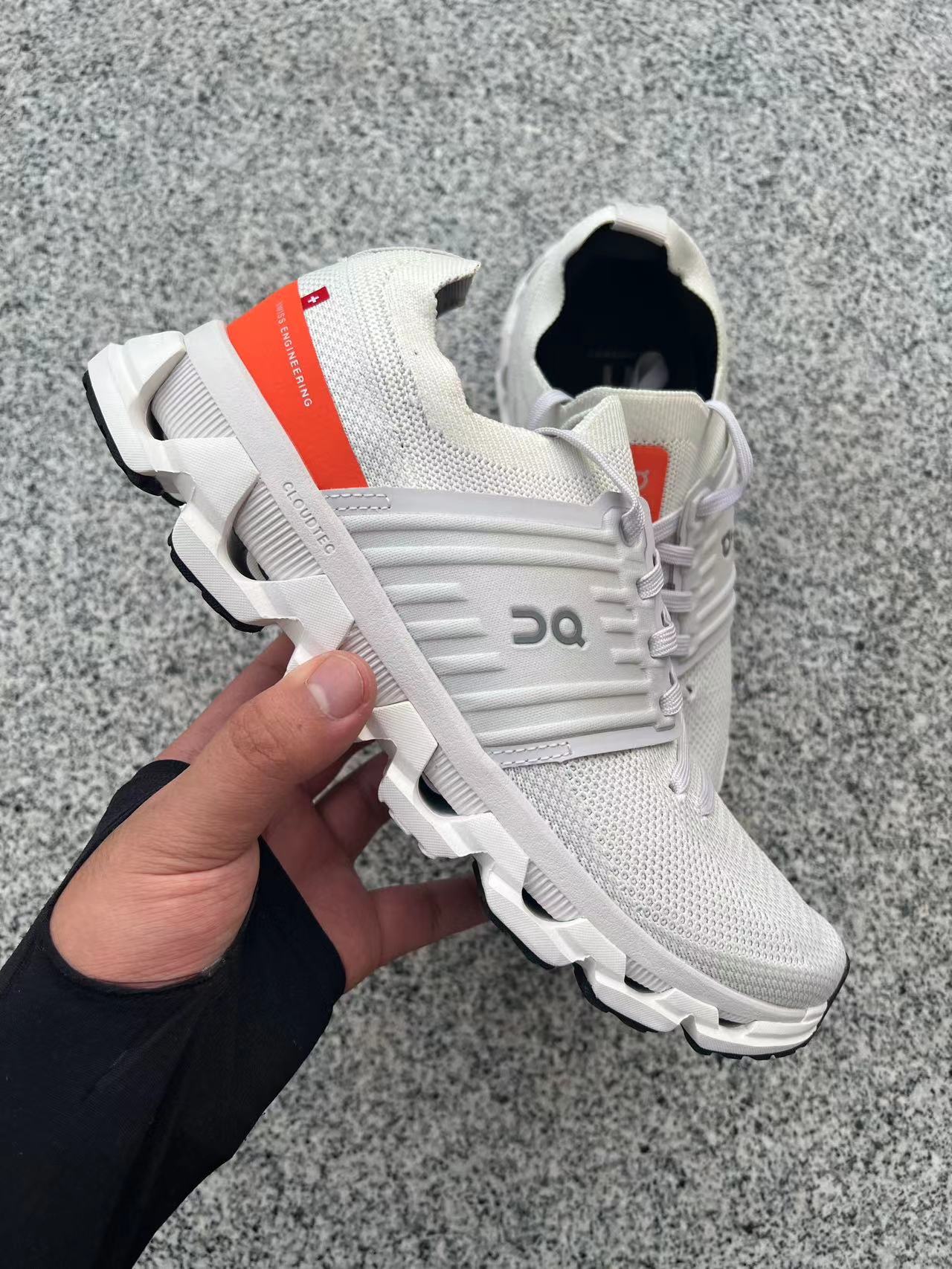 Cloud Swift 3 AP1004-003