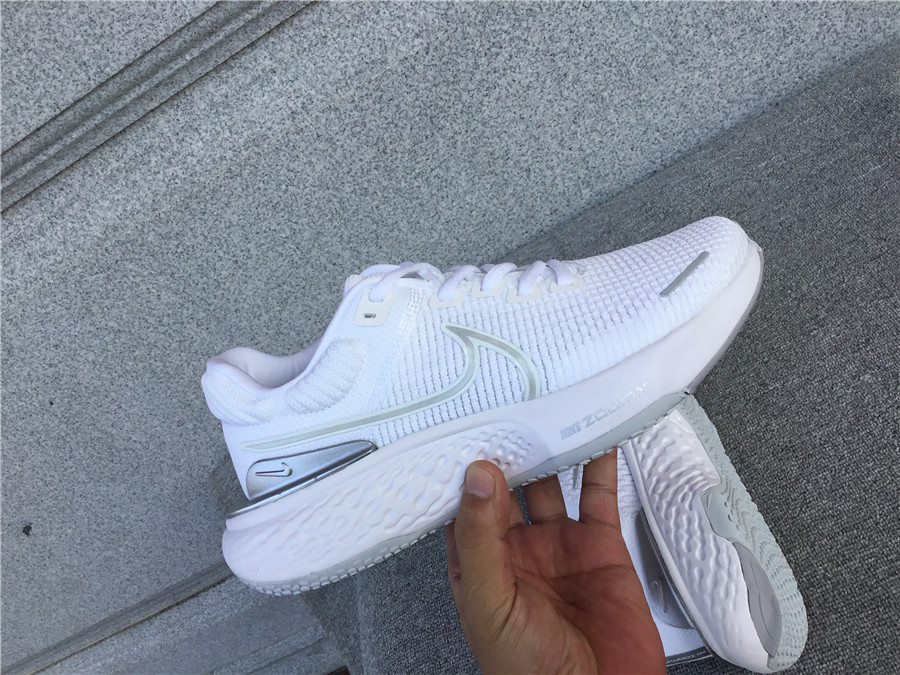 Nike Zoom X Invincible Run Fk DC9993-101