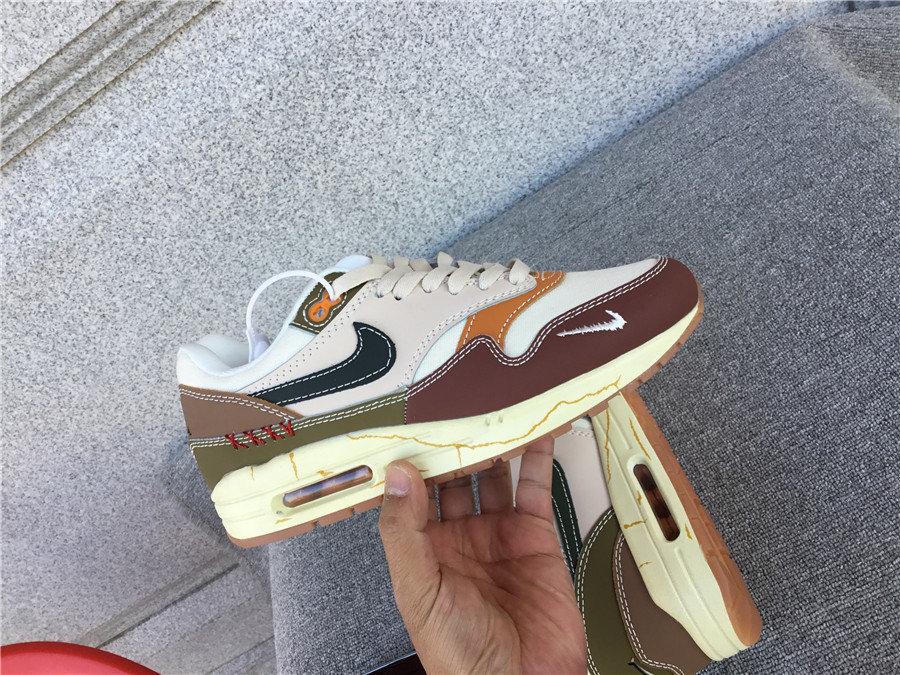 Nike Air Max 1 Nike Half Palm Air Cushion Retro Running Shoes DQ8656-133