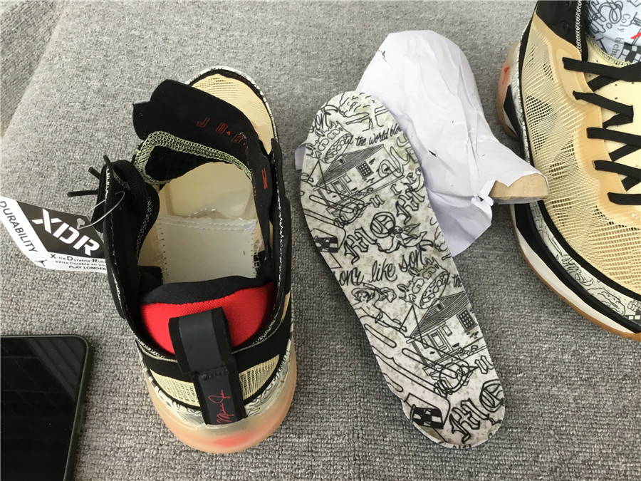 Nike Air Jordan 37 DZ0811-200