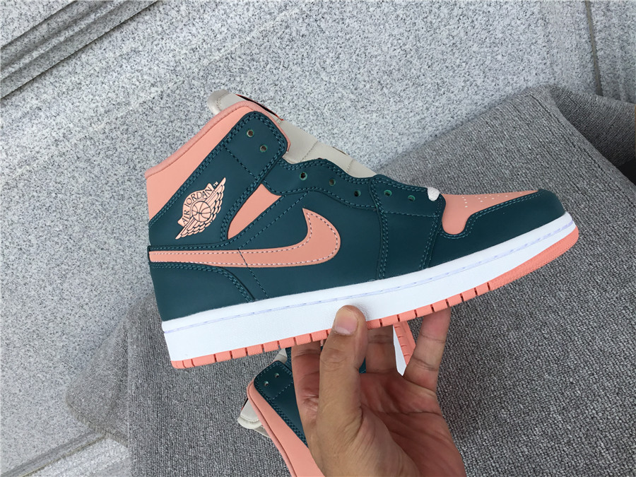 Air Jordan 1 Mid BQ6472-308