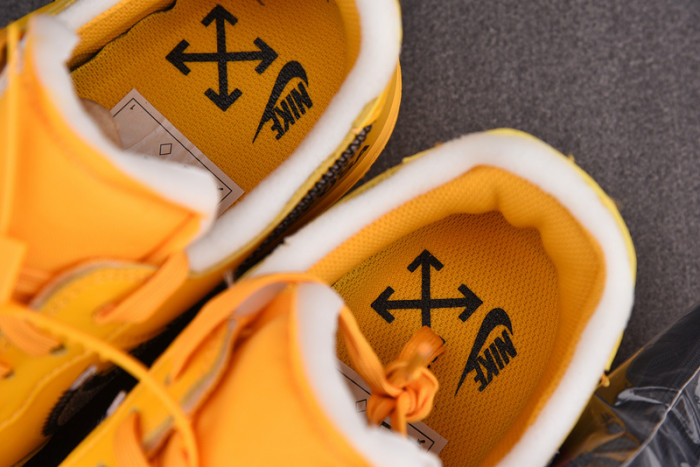 NIKE AIR FORCE 1 LOW OFF-WHITE UNIVERSITY GOLD METALLIC SILVER DD1876-700