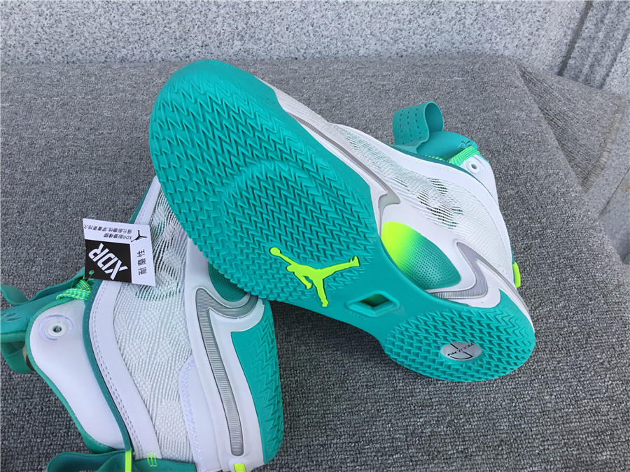 Nike Air Jordan 36 DM0796-107