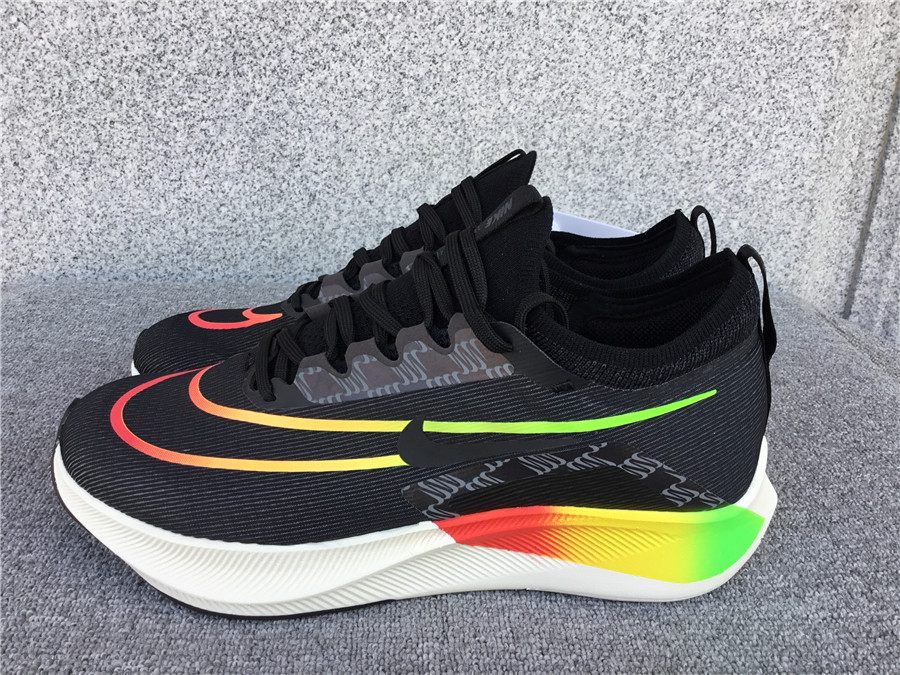 Nike Zoom Fly 4 Carbon Plate Running Shoe DQ4993-010