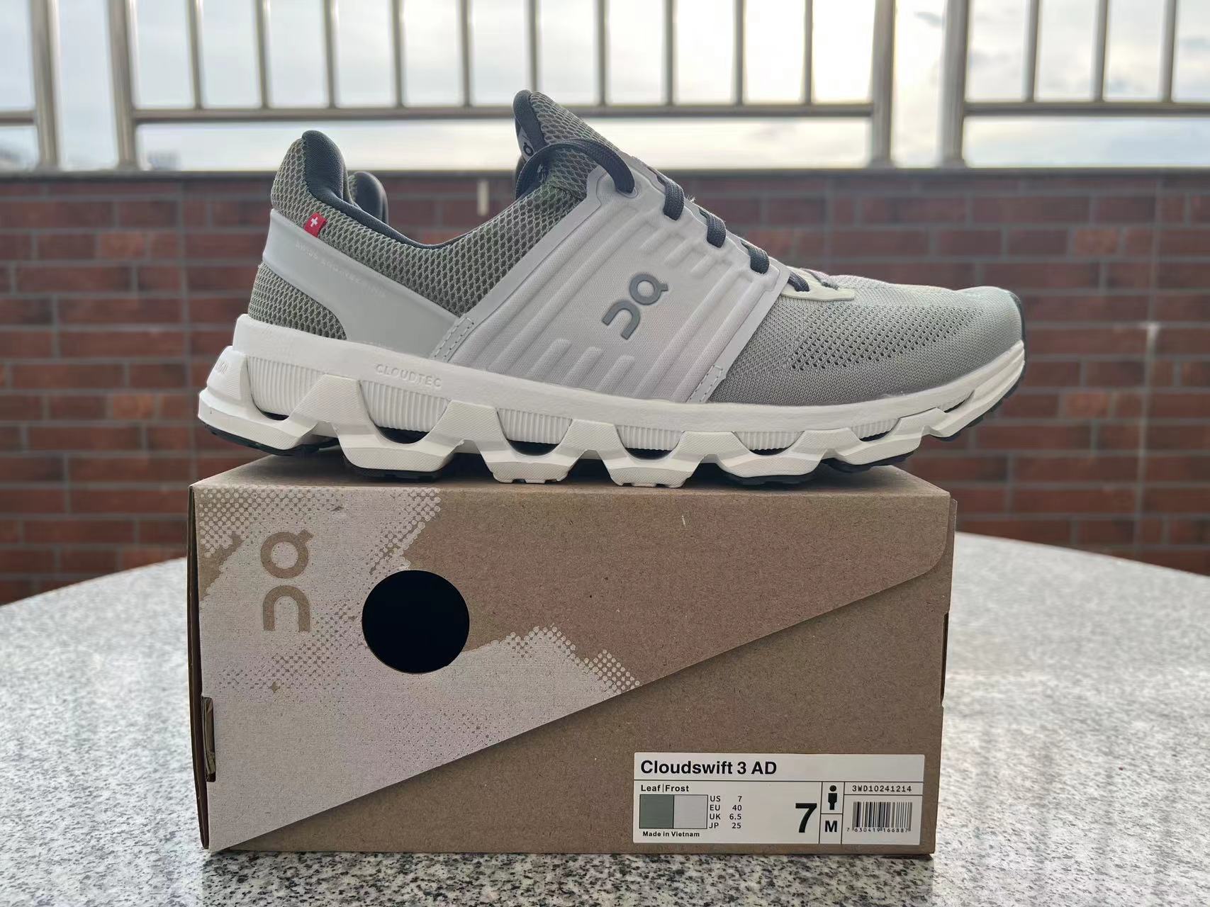 Cloud Swift 3 AP1004-013