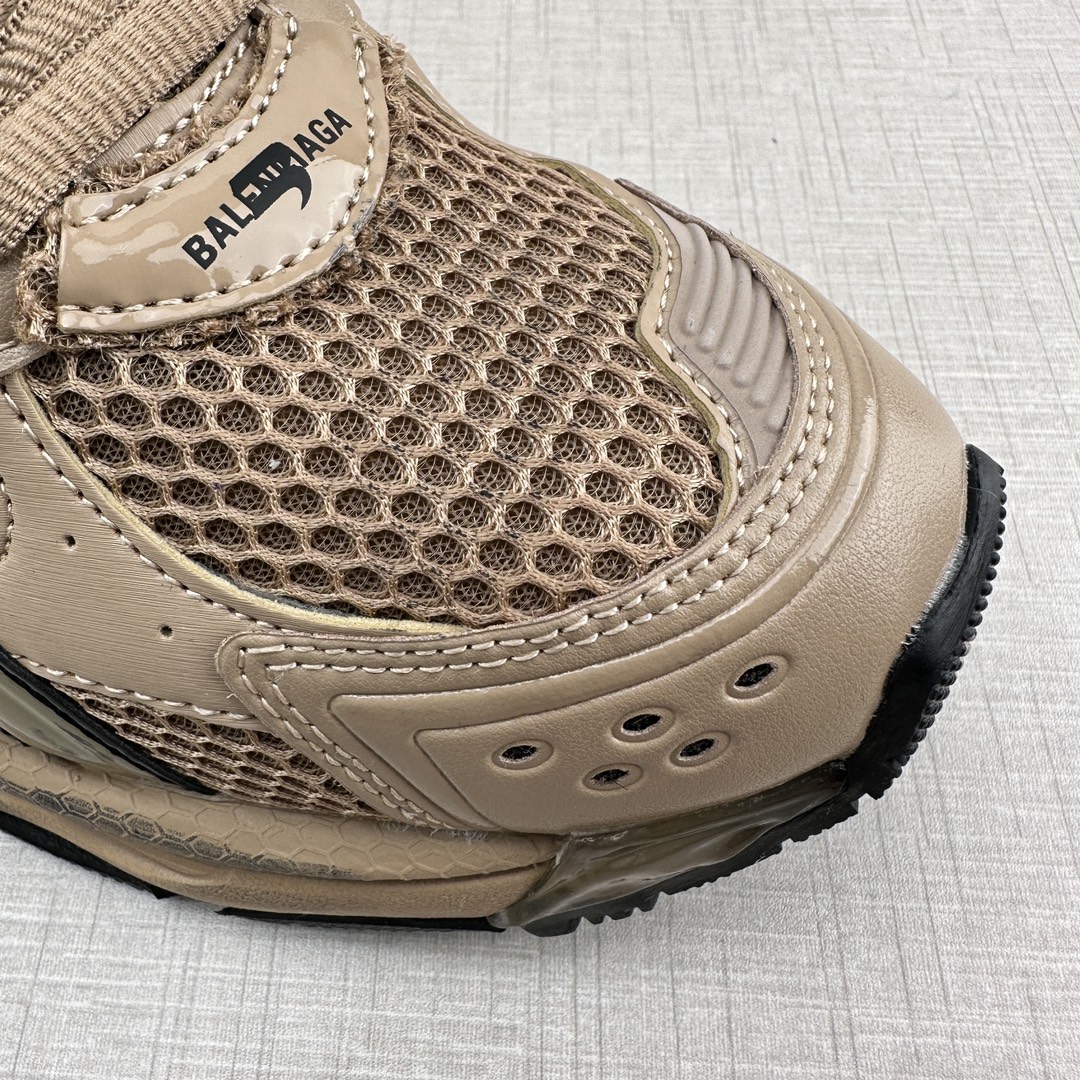 Balenciaga Dad Shoes Generation 10 Sand