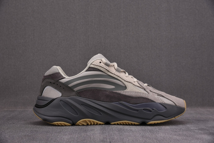adidas Yeezy 700 Tephra FU7914