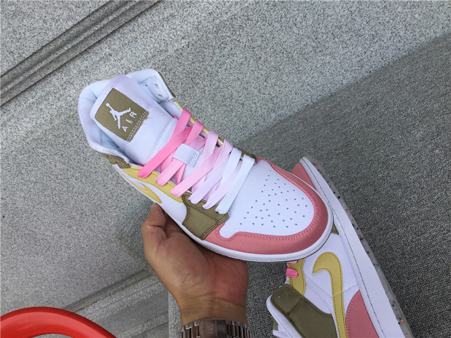 Air Jordan 1 Mid DJ0338-100