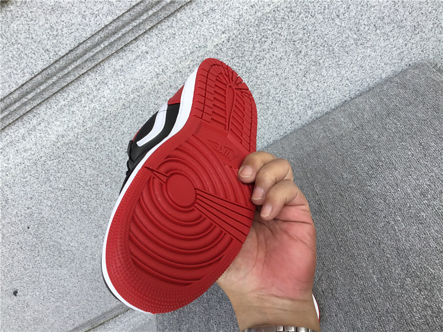 Air Jordan 1 Low 553558-066