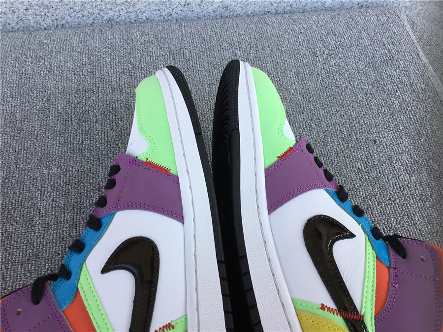 Air Jordan 1 Mid CW1140-100