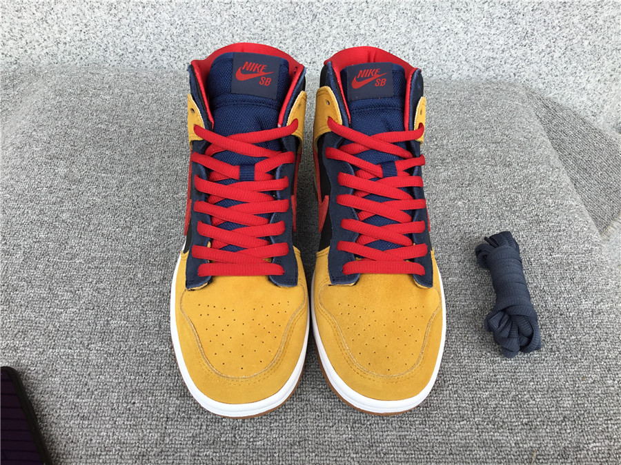 NK SB Dunk High Premium Dunk Hi DD3171-400