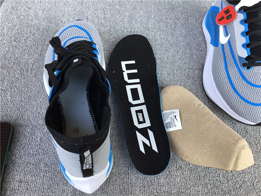 Nike Zoom Fly 4 Carbon Plate Running Shoe CT2392-005