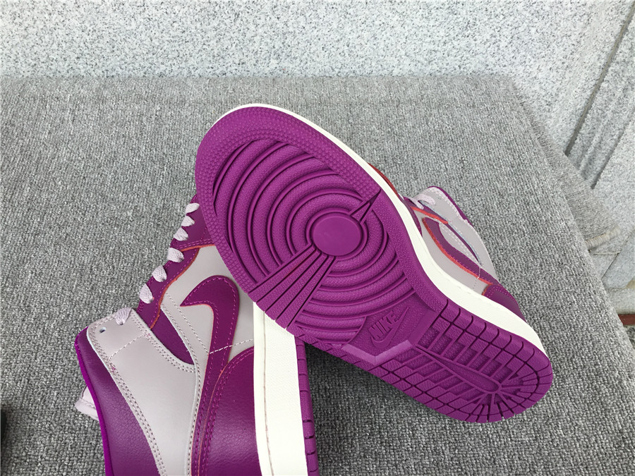 Air Jordan 1 Mid BQ6472-501