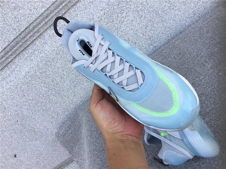 Nike Air Max 2090 Cushioned Running Shoes CT7695-400