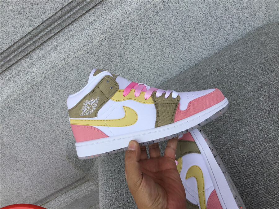 Air Jordan 1 Mid DJ0338-100