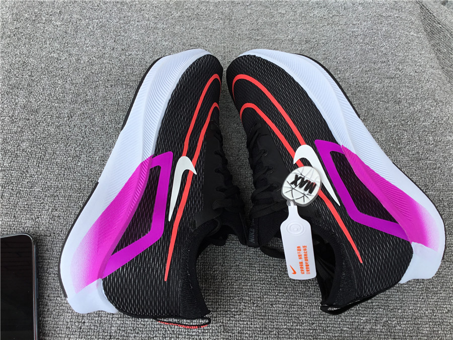 Nike Zoom Fly 4 Carbon Plate Running Shoe CT2392-004