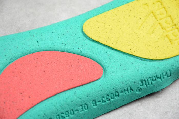 adidas Yeezy 700 V3 Azael FW4980