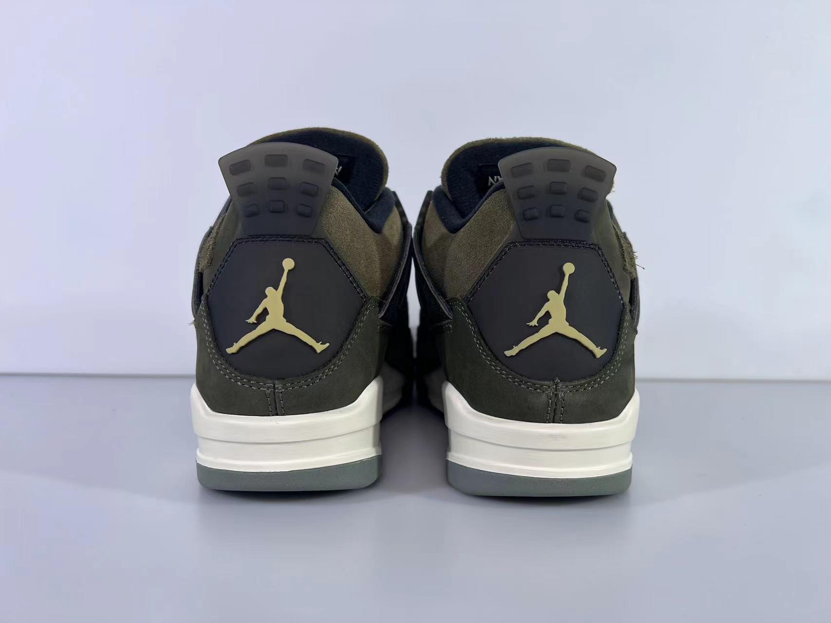 Air Jordan 4 retro Olive Green FB9927-200