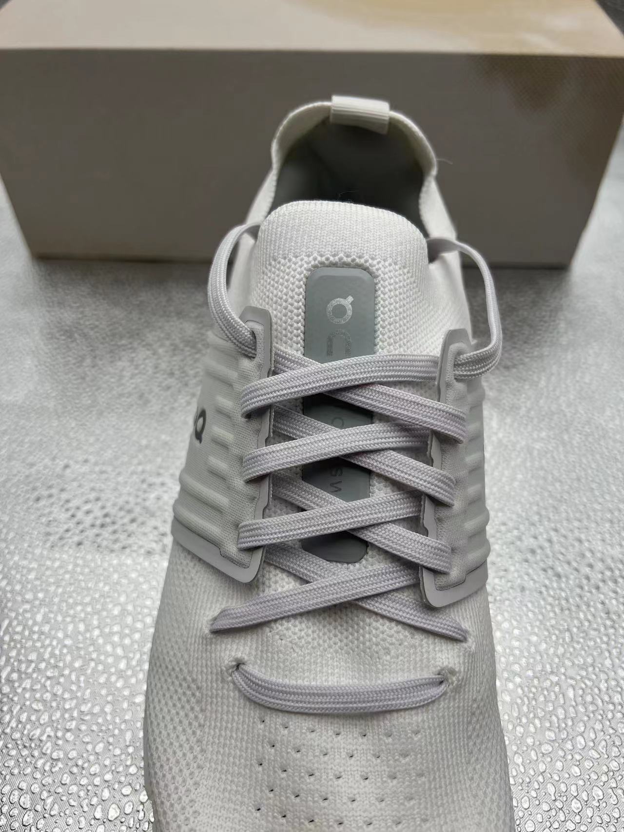 Cloud Swift 3 AP0816-02