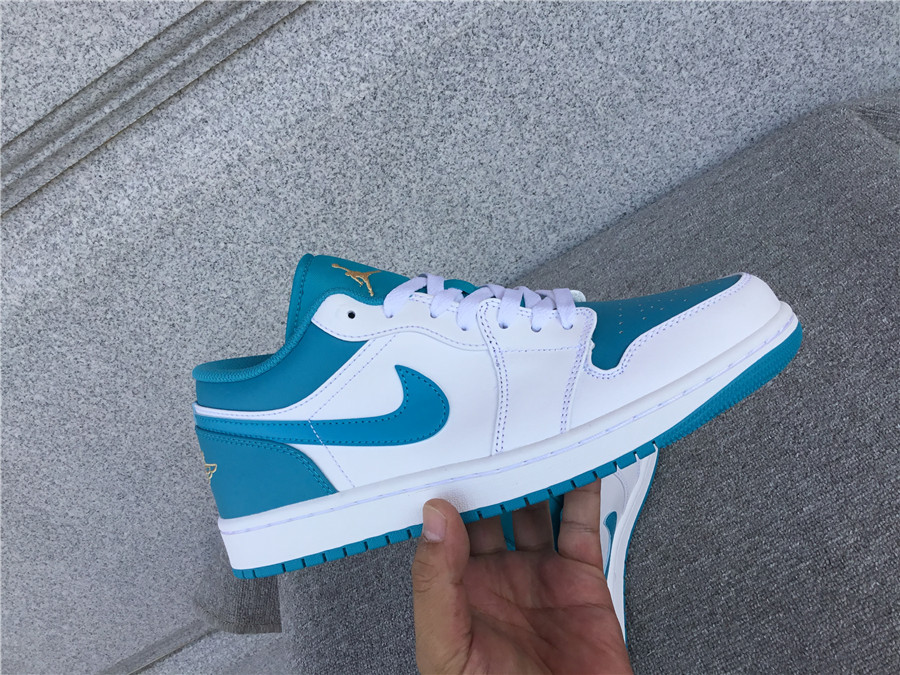 Air Jordan 1 Low 553558-174