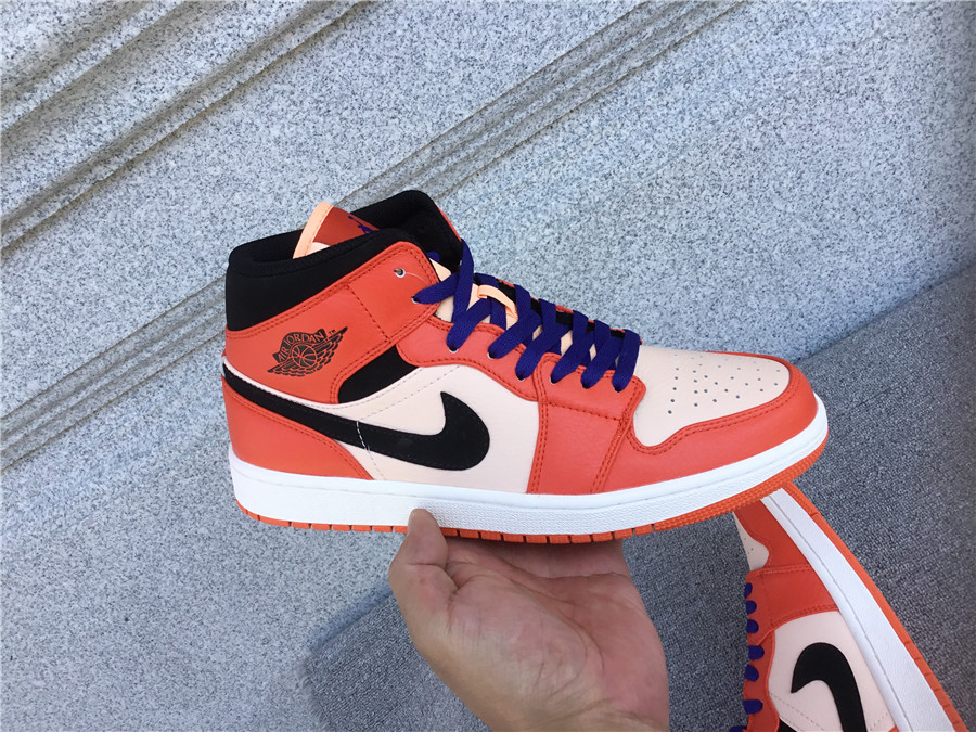 Air Jordan 1 Mid Knicks