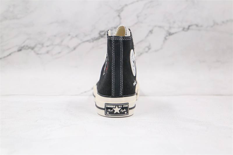 Converse Chuck Taylor All-Star Embroidered Hearts (W) A01602C