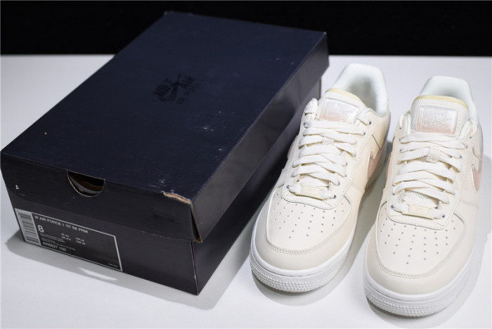 Nike Air Force 1 Womens Jelly Swoosh AH6827-100