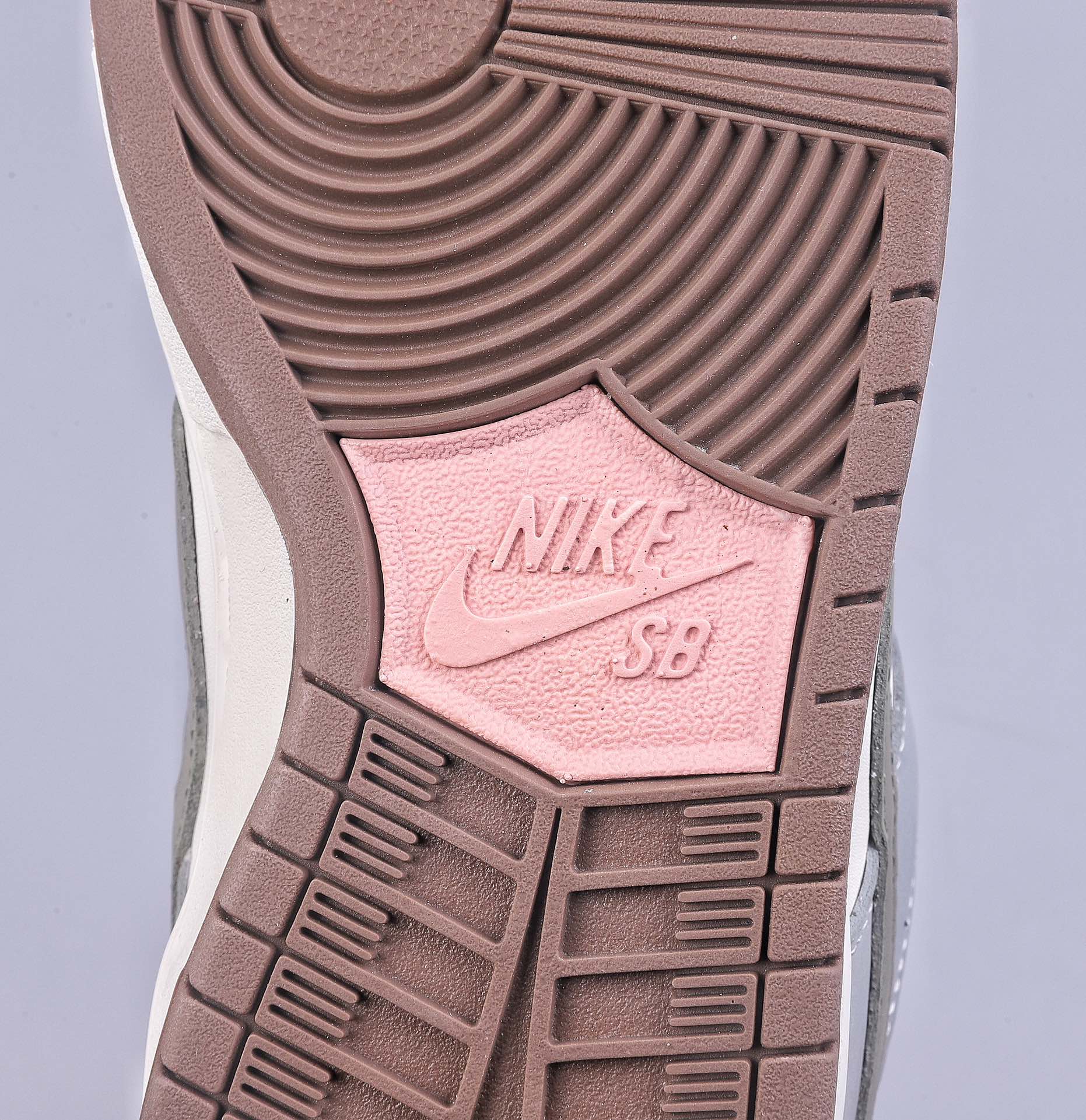 Nike SB Dunk Low Yuto Horigome FQ1180-001