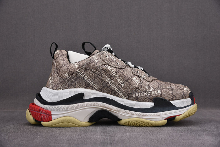 BC TRIPLE TRAINER 677192 ULZ10 9795