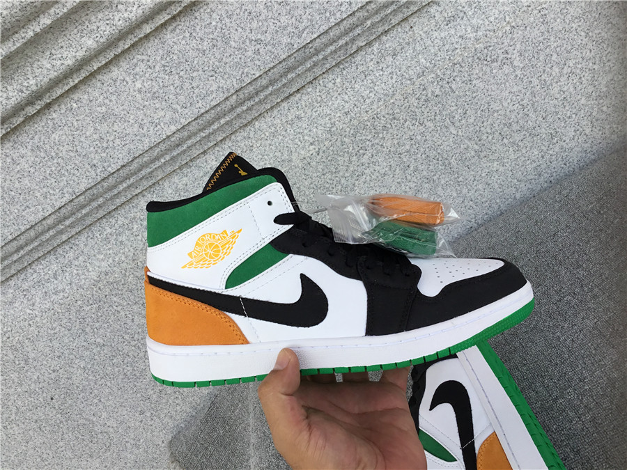 Air Jordan 1 Retro Mid SE GS