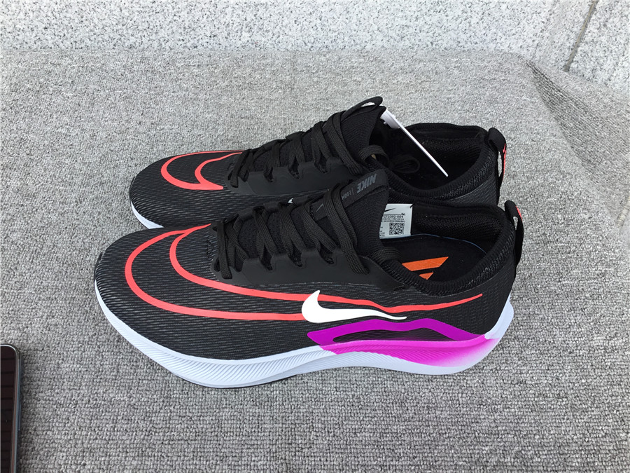 Nike Zoom Fly 4 Carbon Plate Running Shoe CT2392-004