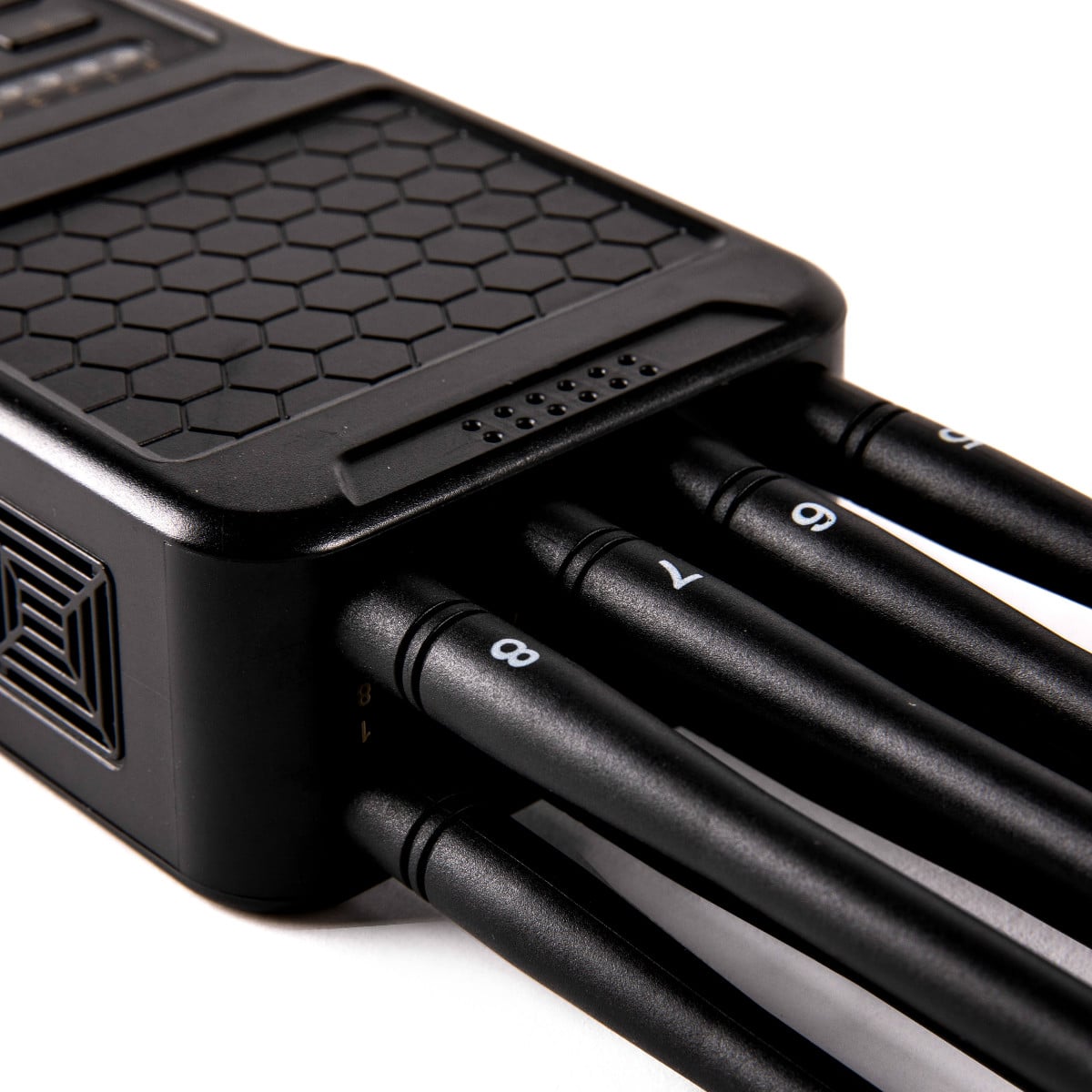 8 Antenas Handheld 5G GPS Jammer of ABS shell with Excellent Cooling Systerm,radius up to 15 meters,4700mAh (5.6W)