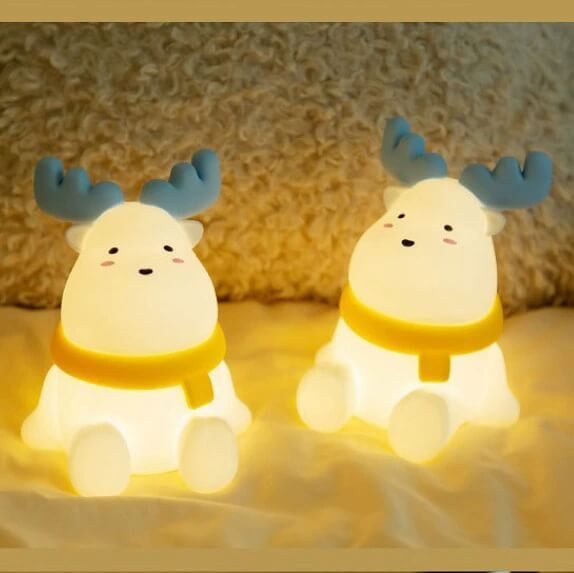 LIORQUE Christmas Reindeer Night Light — Festive Gift for Home Decoration - LIORQUE