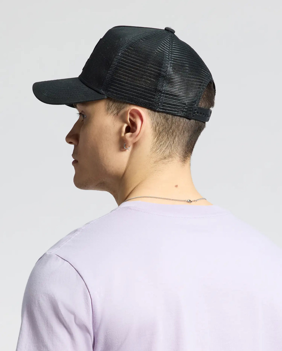 Mens wilder trucker cap