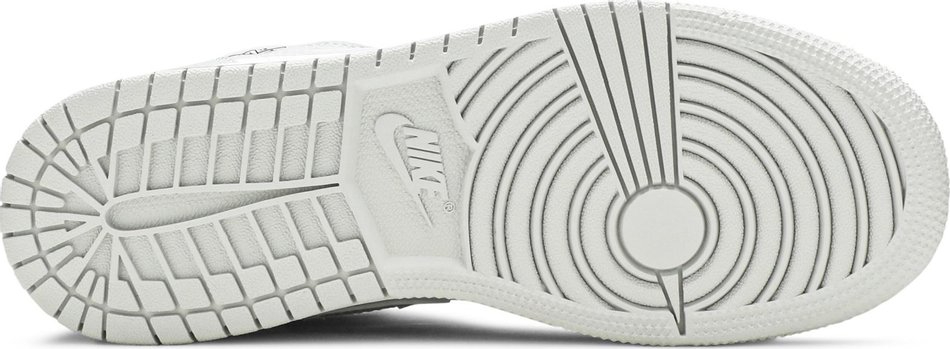 Air Jordan 1 Mid SE GS Swoosh Logo-Grey Camo DD3235-100