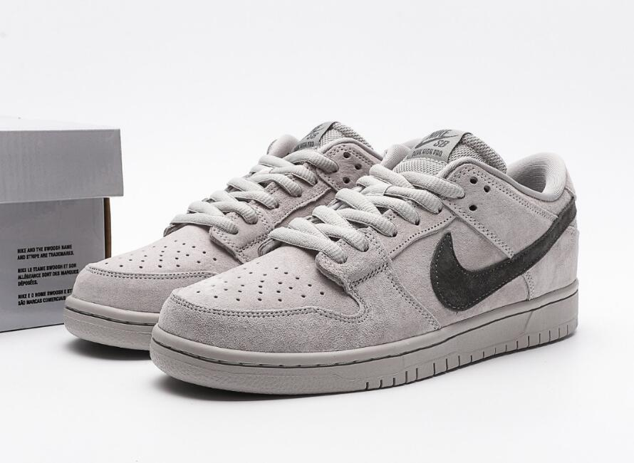 Dunk SB Low Grey 854866-016